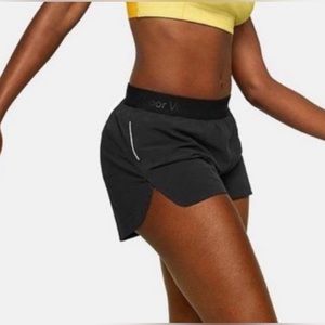 Outdoor Voices Lightspeed Black Shorts | Small